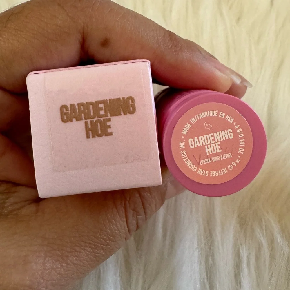 Jeffree Star Cosmetics Velvet Trap Lipstick Gardening Hoes